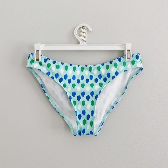 Vineyard Vines Tankini Swim Set - Picture 2 of 10